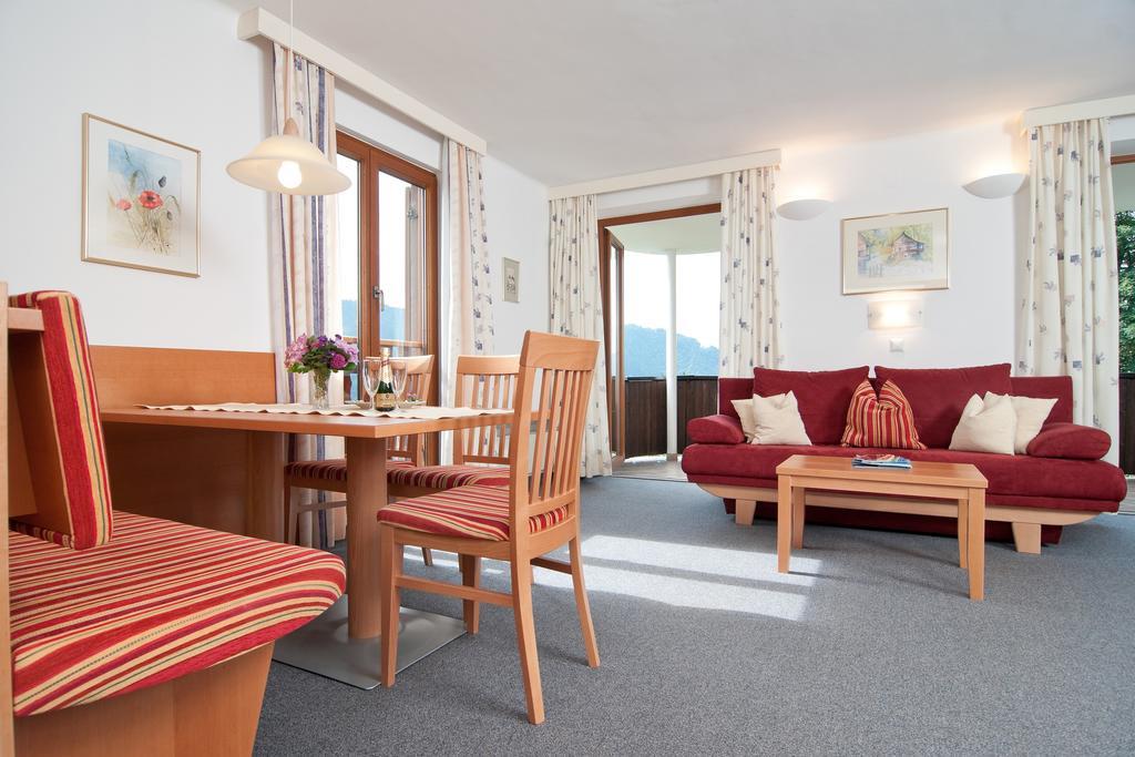 Aparthotel Schuetzenhof Sattendorf Zewnętrze zdjęcie
