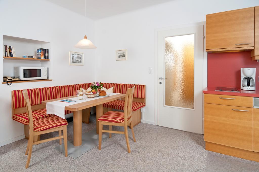 Aparthotel Schuetzenhof Sattendorf Zewnętrze zdjęcie