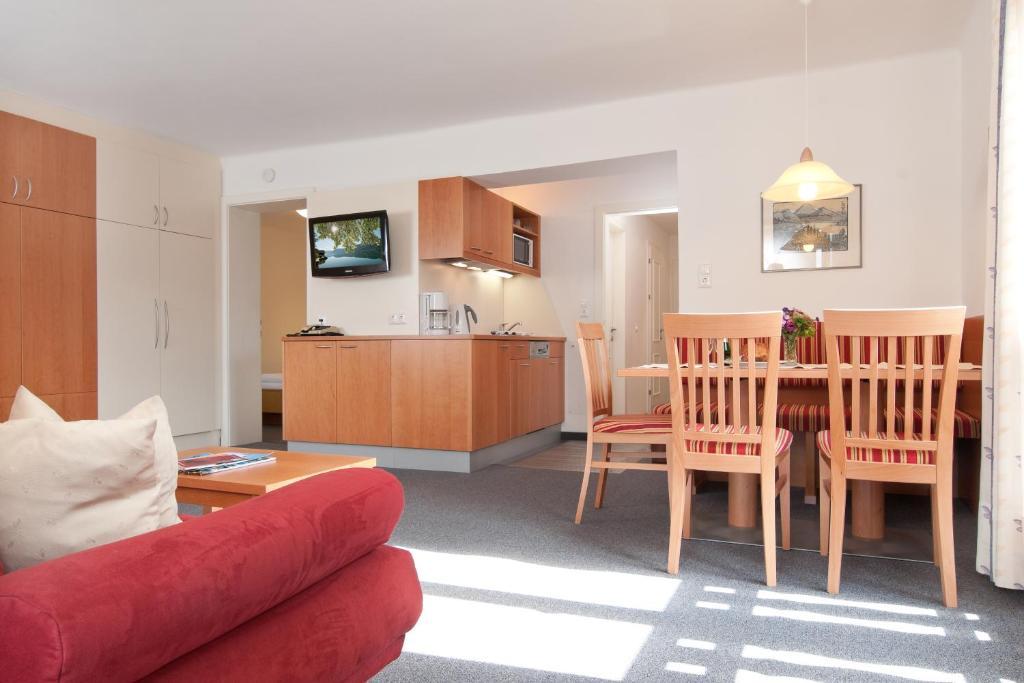 Aparthotel Schuetzenhof Sattendorf Pokój zdjęcie